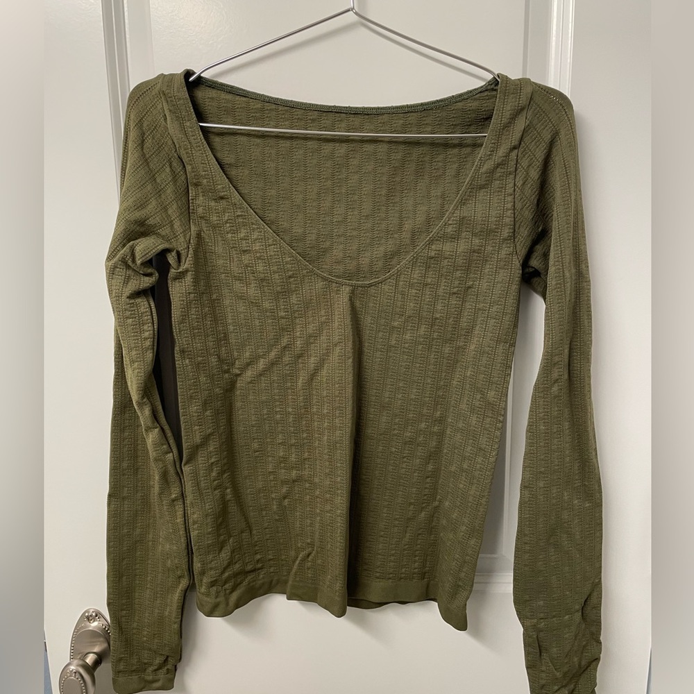 Anthropologie Long sleeve Tee Size S